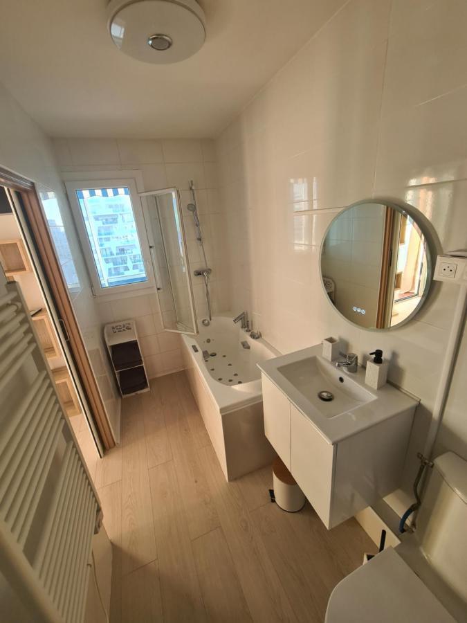 Appartement Lumineux Avec Vue Sur Mer A 50 M De La Plage Et Du Centre La Grande Motte Dış mekan fotoğraf